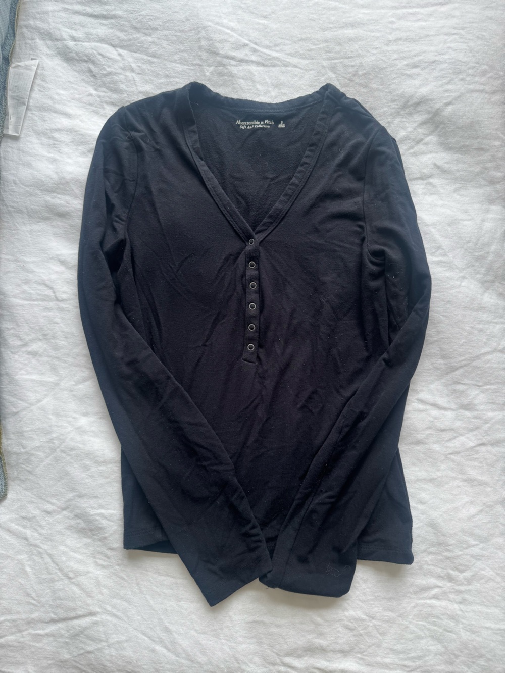 Abercrombie & Fitch Black Soft Long Sleeve